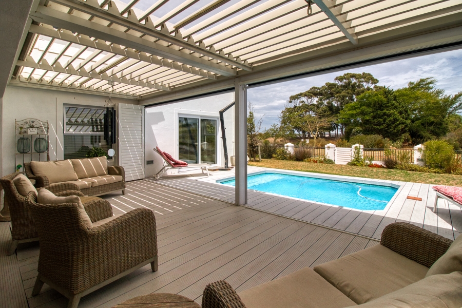 4 Bedroom Property for Sale in Croydon Vineyard Estate Western Cape